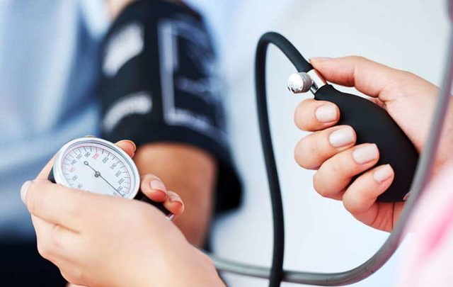 افت فشار خون بیمار و اقدامات لازم